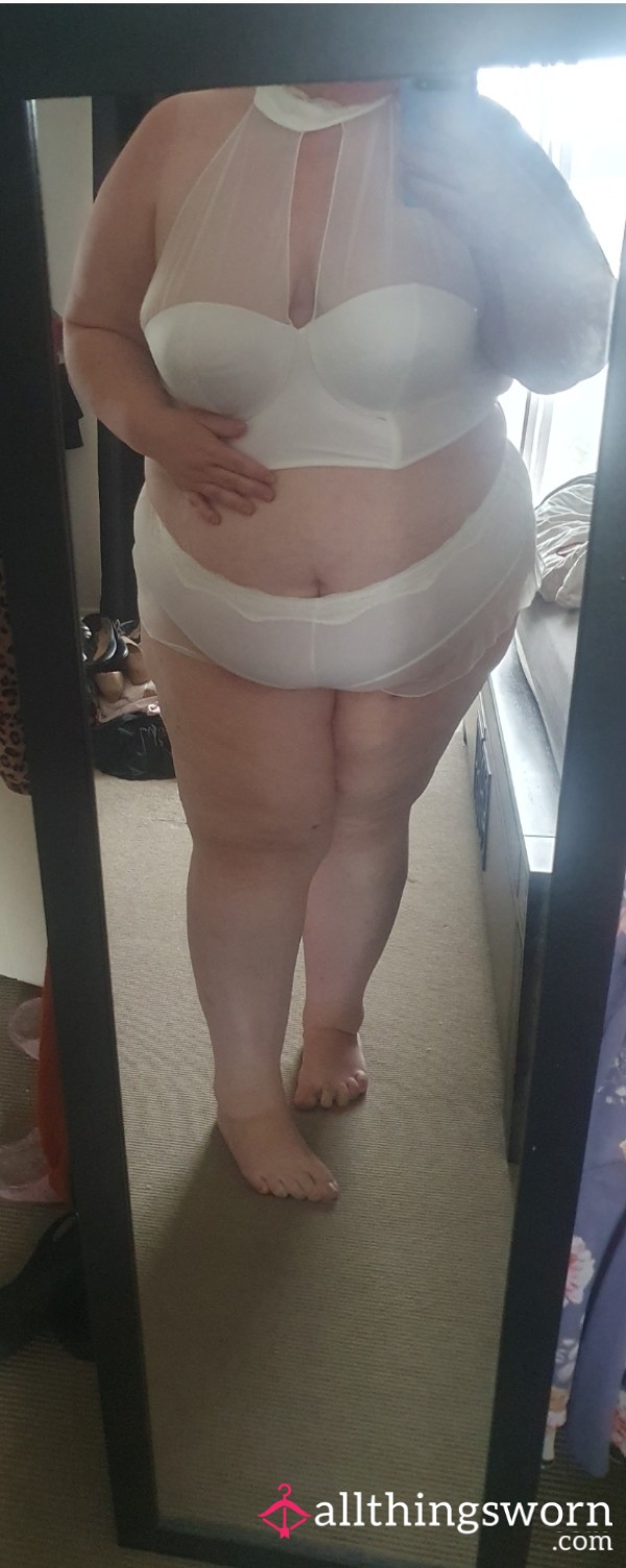 White 2pc