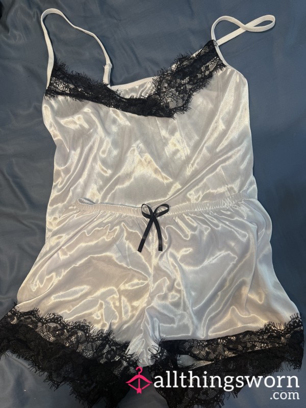 White With Black Lace Sleep Set