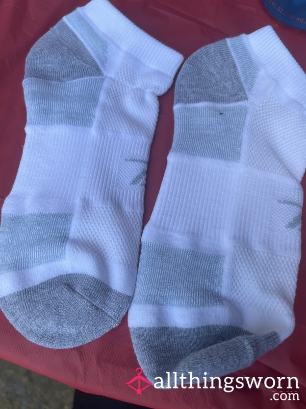 White And Light Turquoise Socks