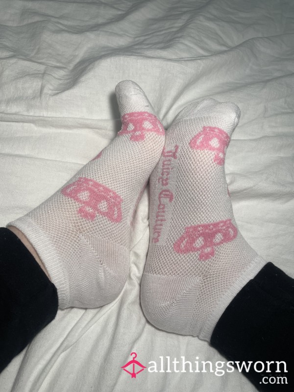 White And Pink Crowns Juicy Couture Ankle Socks