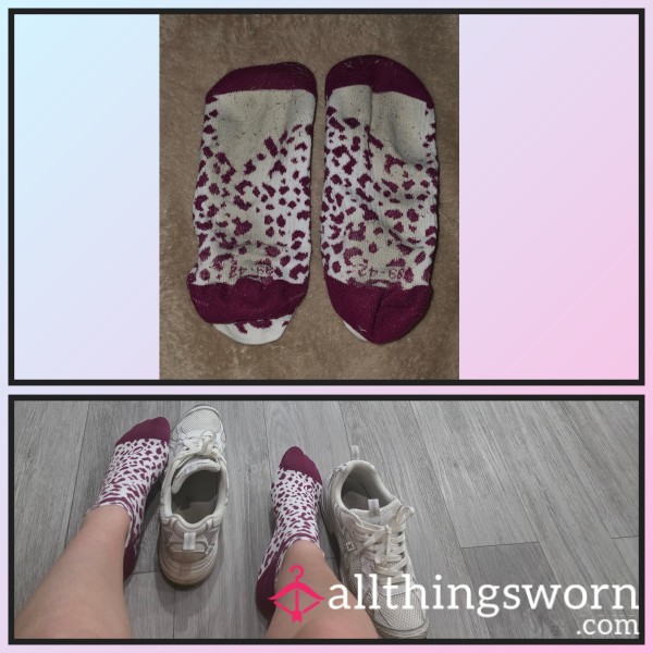 White And Purple Leopard Design Socks