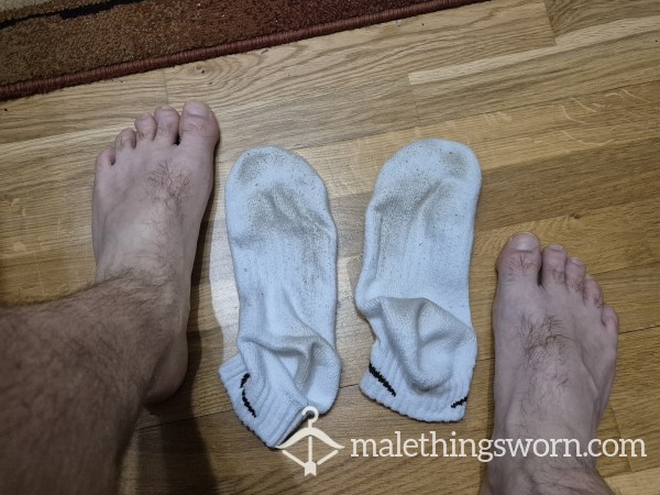 White Ankle Nike Socks