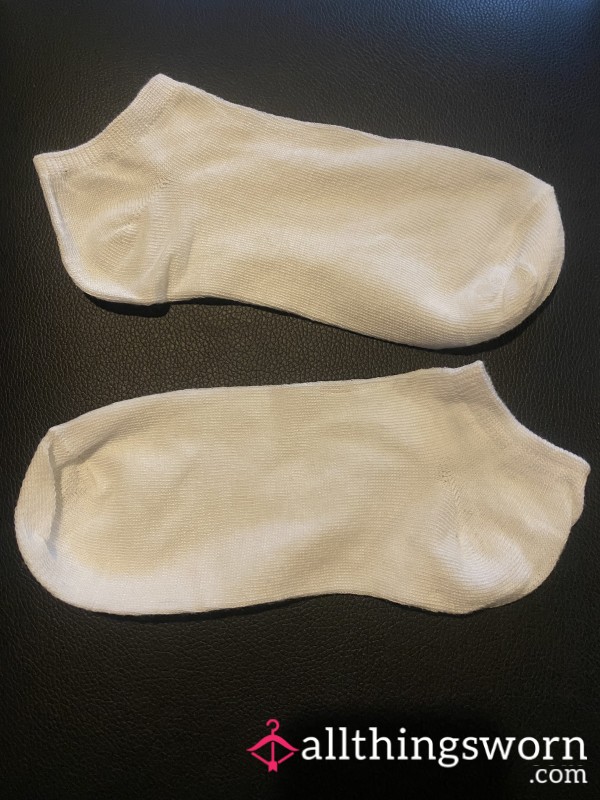 White Ankle Socks🤍