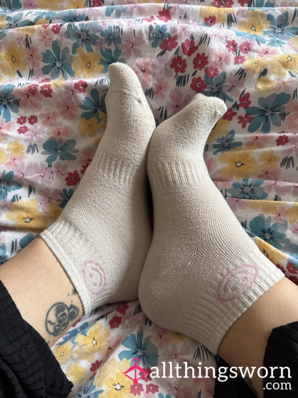 White Ankle Socks 🧦