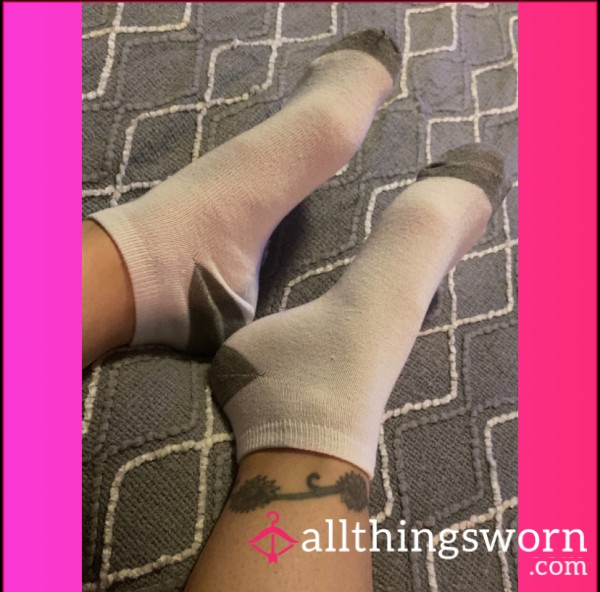 Thin White Ankle Socks