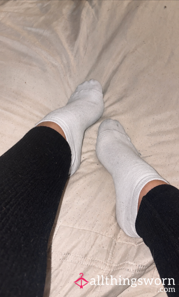 White Ankle Socks👣
