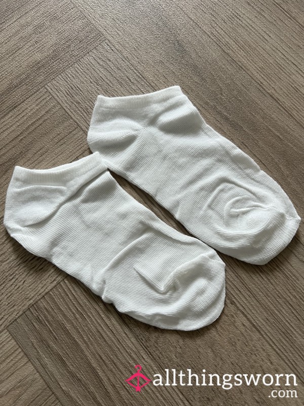 White Ankle Socks Including 1 Day Wear - Worn By A Princess 🦶🏻👸🏼