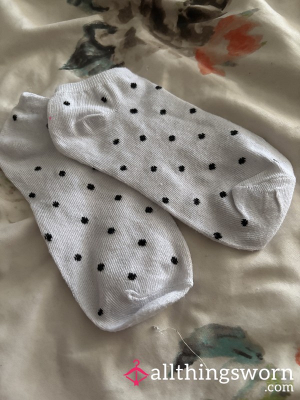 White Ankle Socks W/ Polka Dots