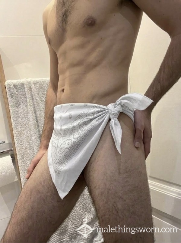 White Bandana C*mrag
