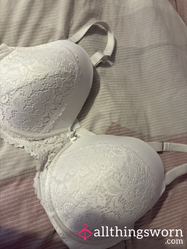 White Bra Size 40E