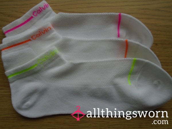 🧦White / Colour Trim CK Socks🧦