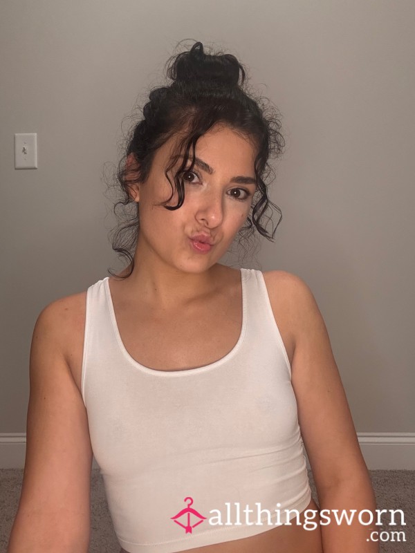 White Cotton Top 🤍