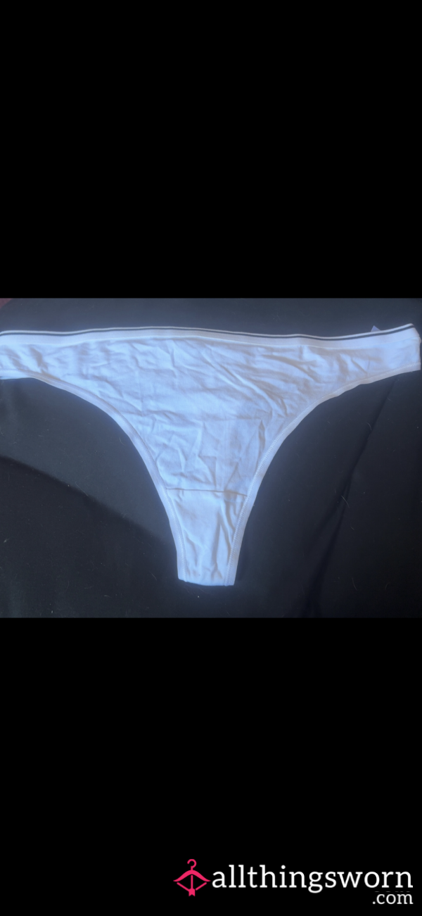 White Thin Thong – Soft, Minimal & Strongly Scented 🤍✨