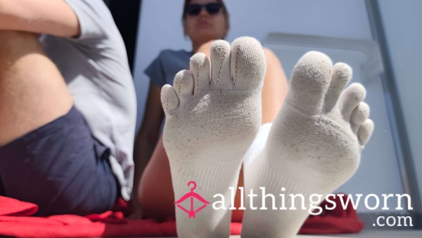 White Dirty Toe Socks