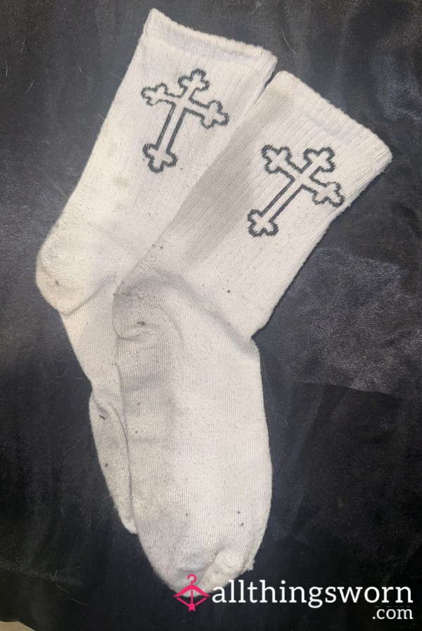 White Dirty White With Cross Ankle Socks