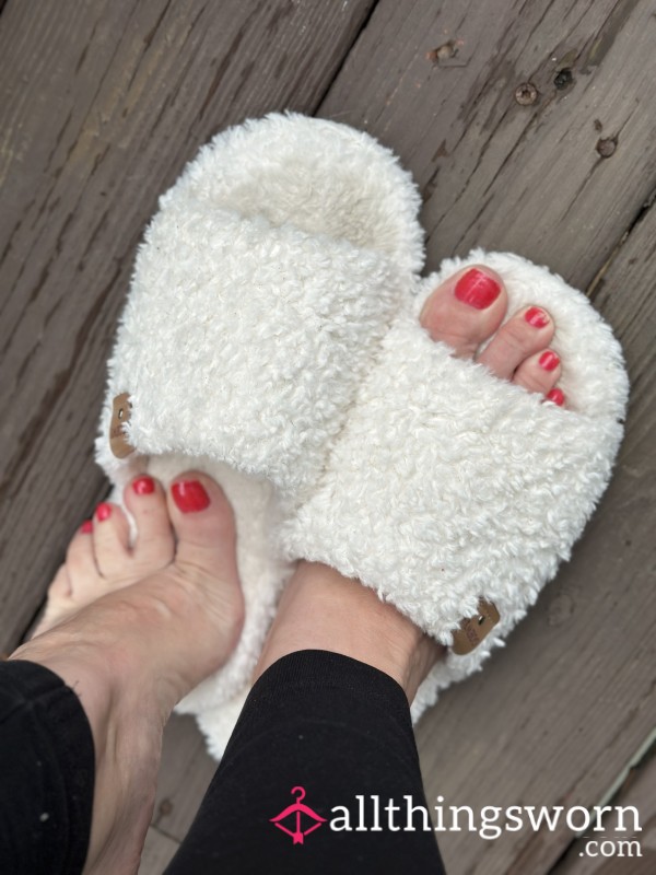 Dirty Worn White Faux Fur Slides Slippers