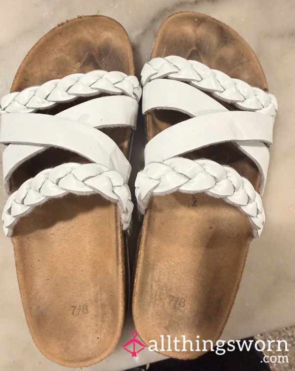 White Flat Sandals🔥– Deep Personal Wear, Strong Impression, Naturally Scented, Very Broken-In💦💦