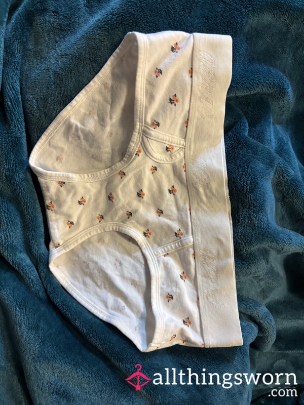 White Flor*l Aerie Panties