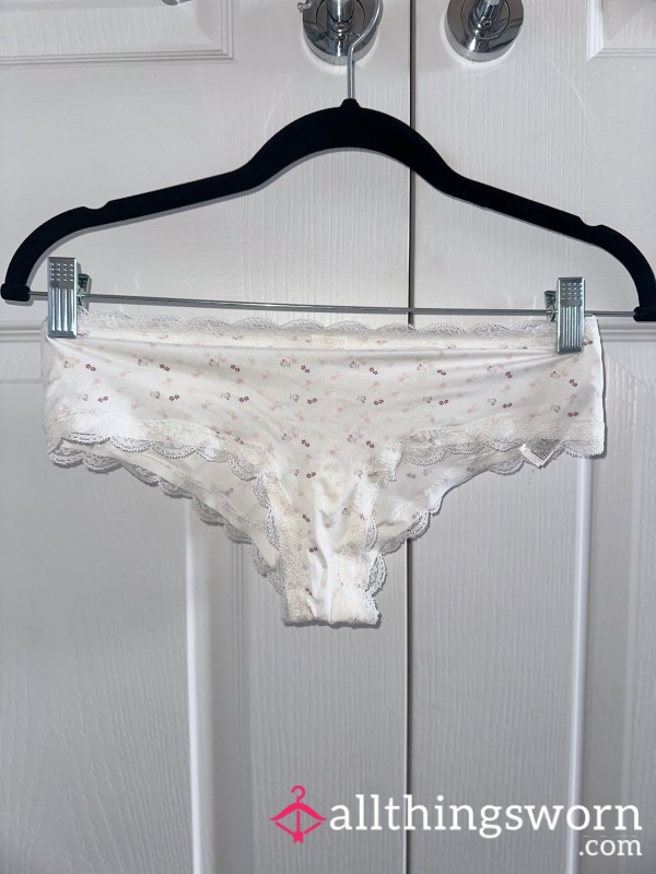 White Flor*l Lace Panties