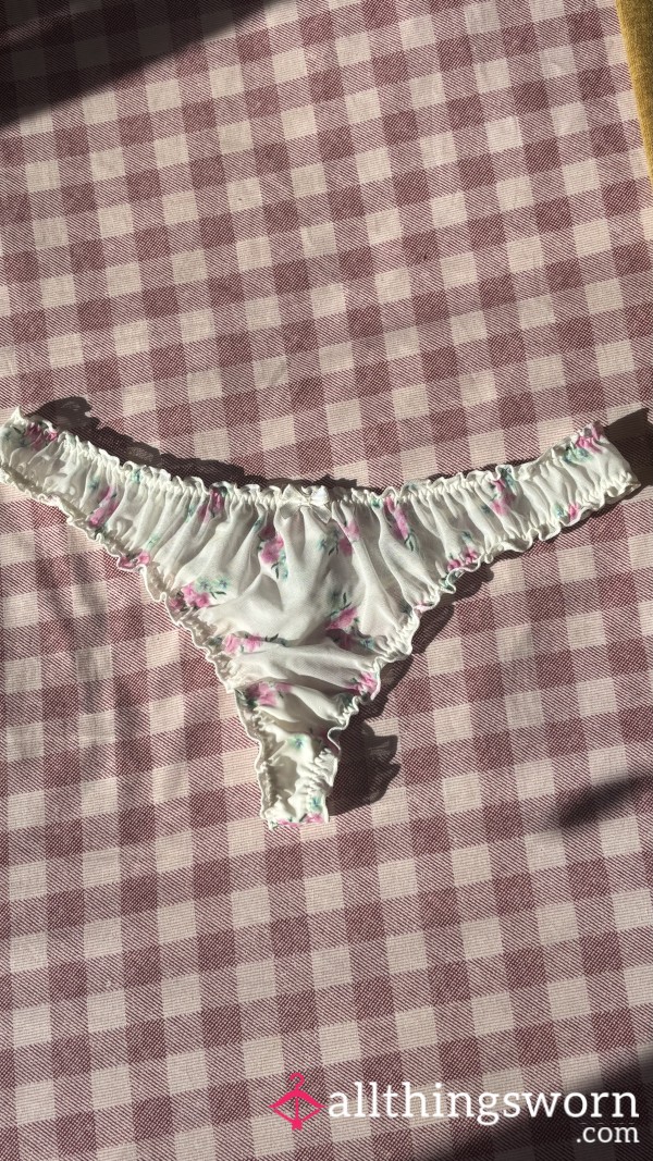 White Flor*l Lace Panties