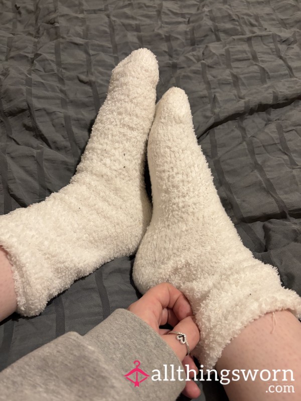 White Fluffy Socks🧦