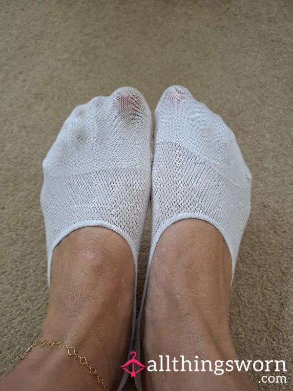 White Pop Socks Used With Moisturiser