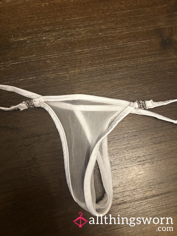 White Gstring🤍🤭