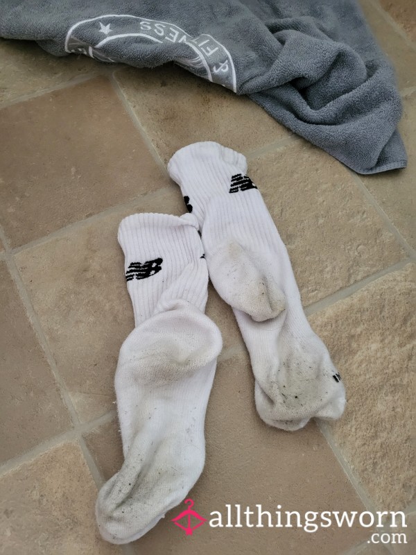White Gym Socks, Worn For 5 Sessions. Sweaty Vinegary Scent. White New Balance. POW Included