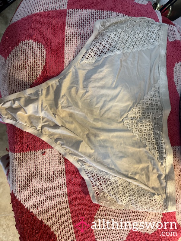 White High Waisted Thong Size 2 Torrid