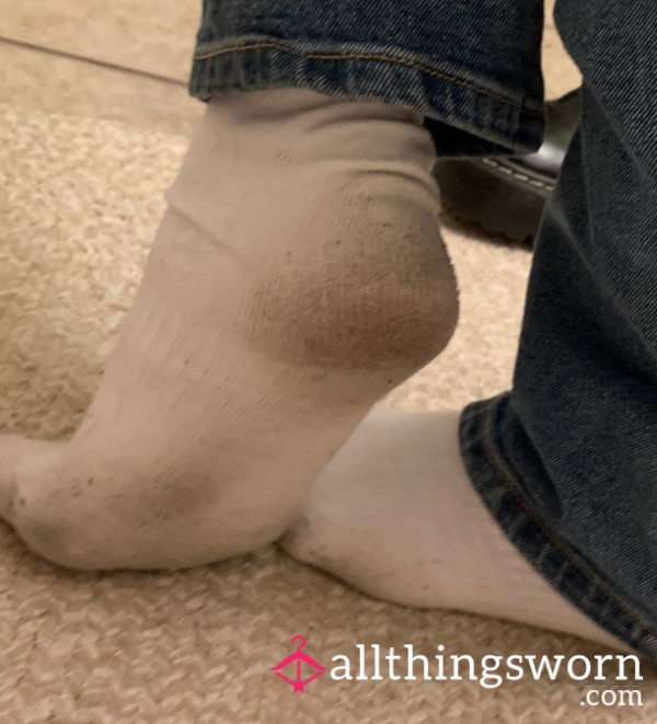 White Hiking Low Ankle Socks