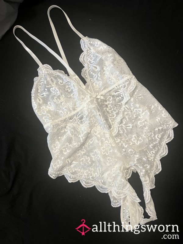 White Lace Crotchless Body 🪽
