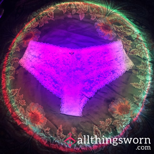 WHITE LACE PANTIES (24hrs Worn)