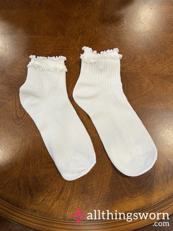 White Lace Top Socks