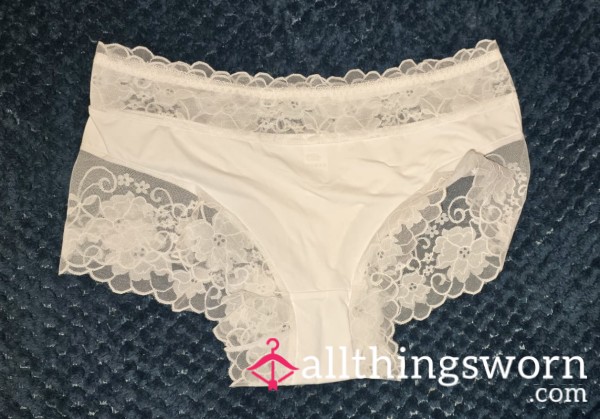 SOLD! White Lace Trim Panites
