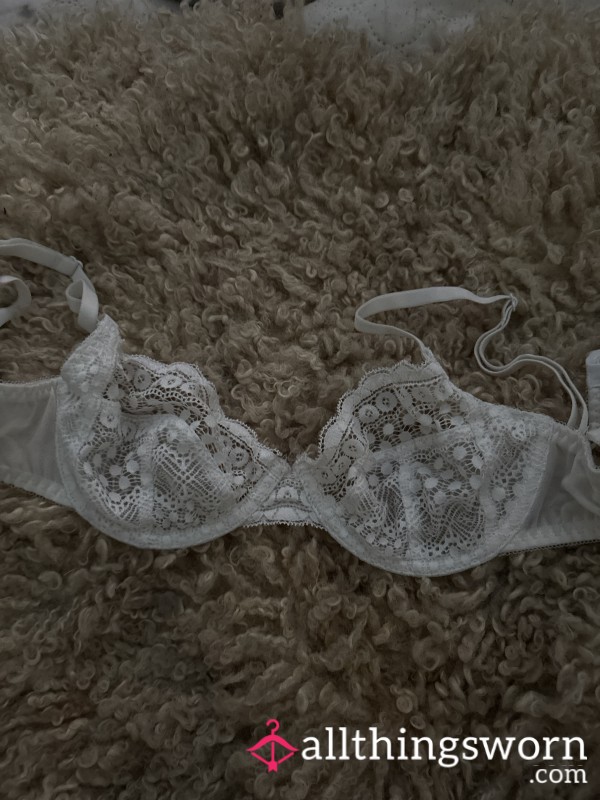 White Lace Uncupped Bra
