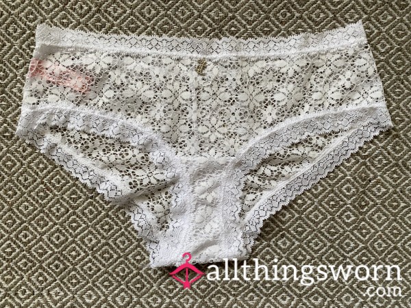 White & Lacy 🤍