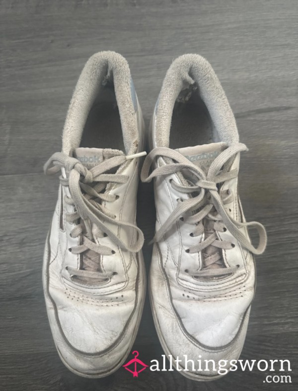 White Leather Reebok Cla**ic Well Worn Trainers