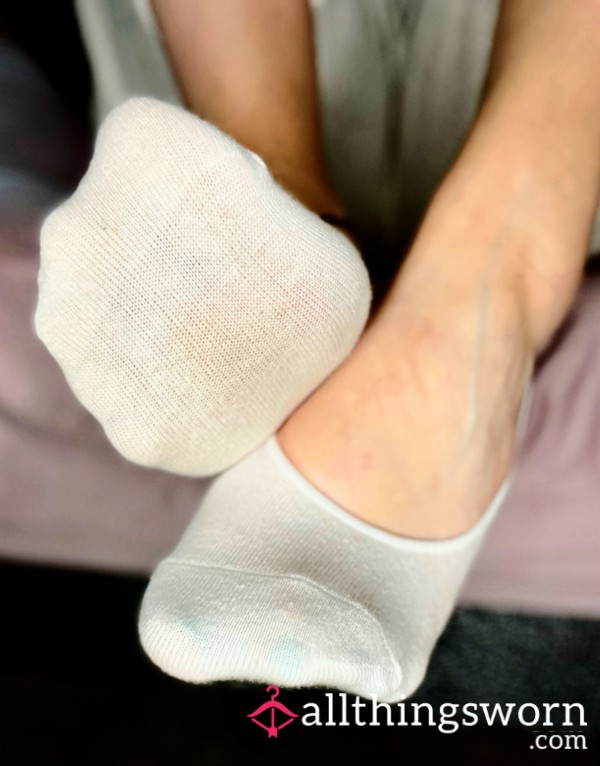 White Liner Socks