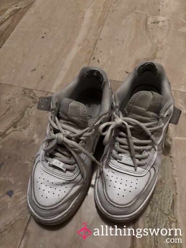 White Nike Air Force