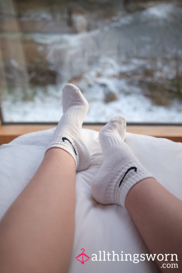 White Nike Ankle Socks, 48hr Wear + Pics 🤍