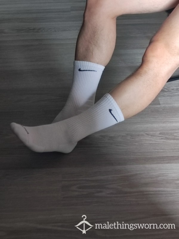 White Nike Crew Socks