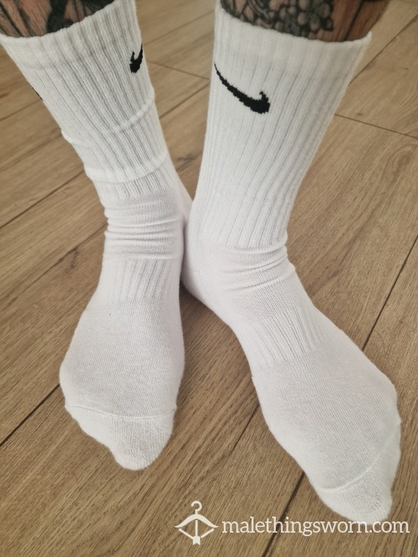 White Nike Crew Socks 🧦