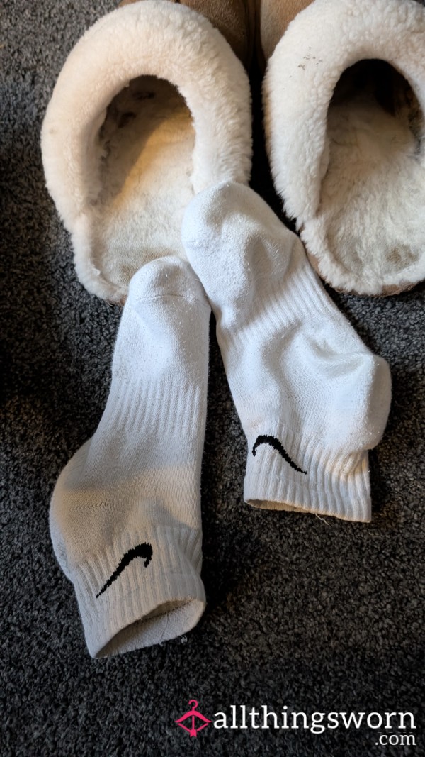 White Nike Gym Socks