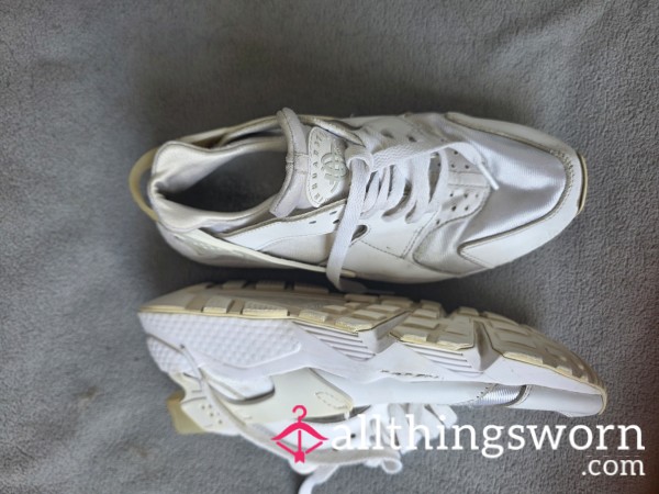 White Nike Huarache Trainers