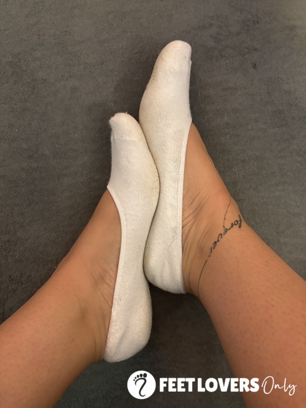 White No Show Gym Socks