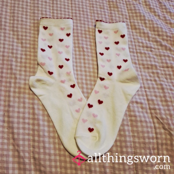 White Red Trim Heart Socks ❤️🖤