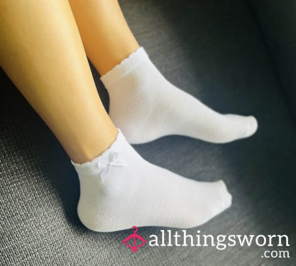White Ribbon Socks | Fresh 24-72h Wear Time