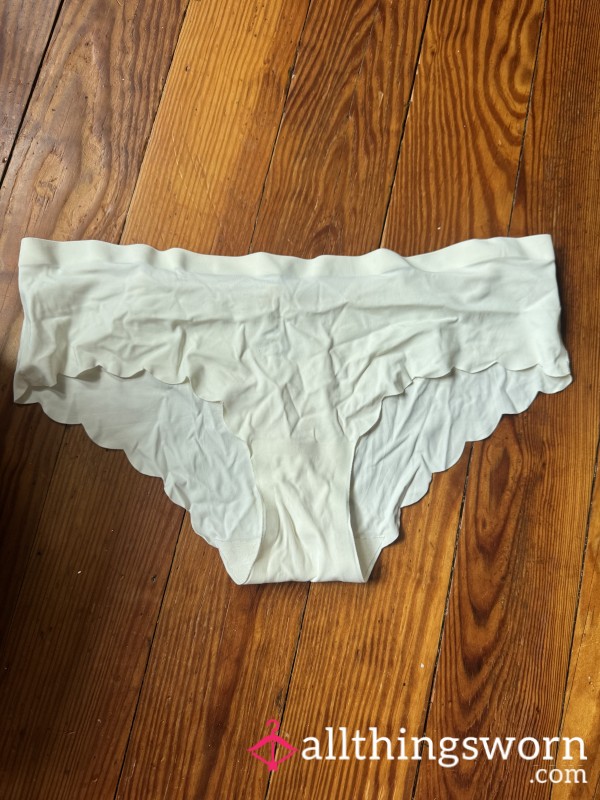 White Scallop Nylons