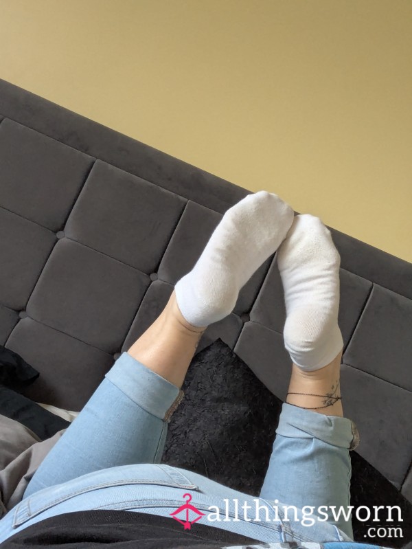 White Smelly Trainer Socks