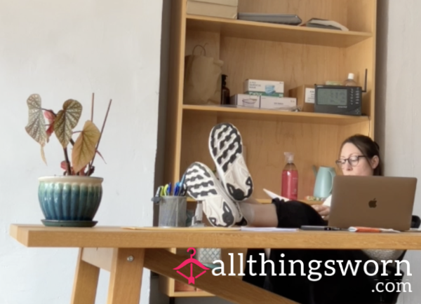 White Sneaker Foot Ignore While I'm In My Office At Work [2:43]